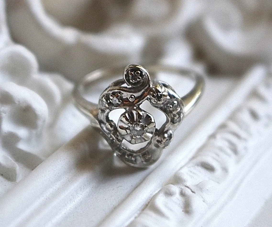 14kt Tourbillon White Gold and Diamond Vintage Ring