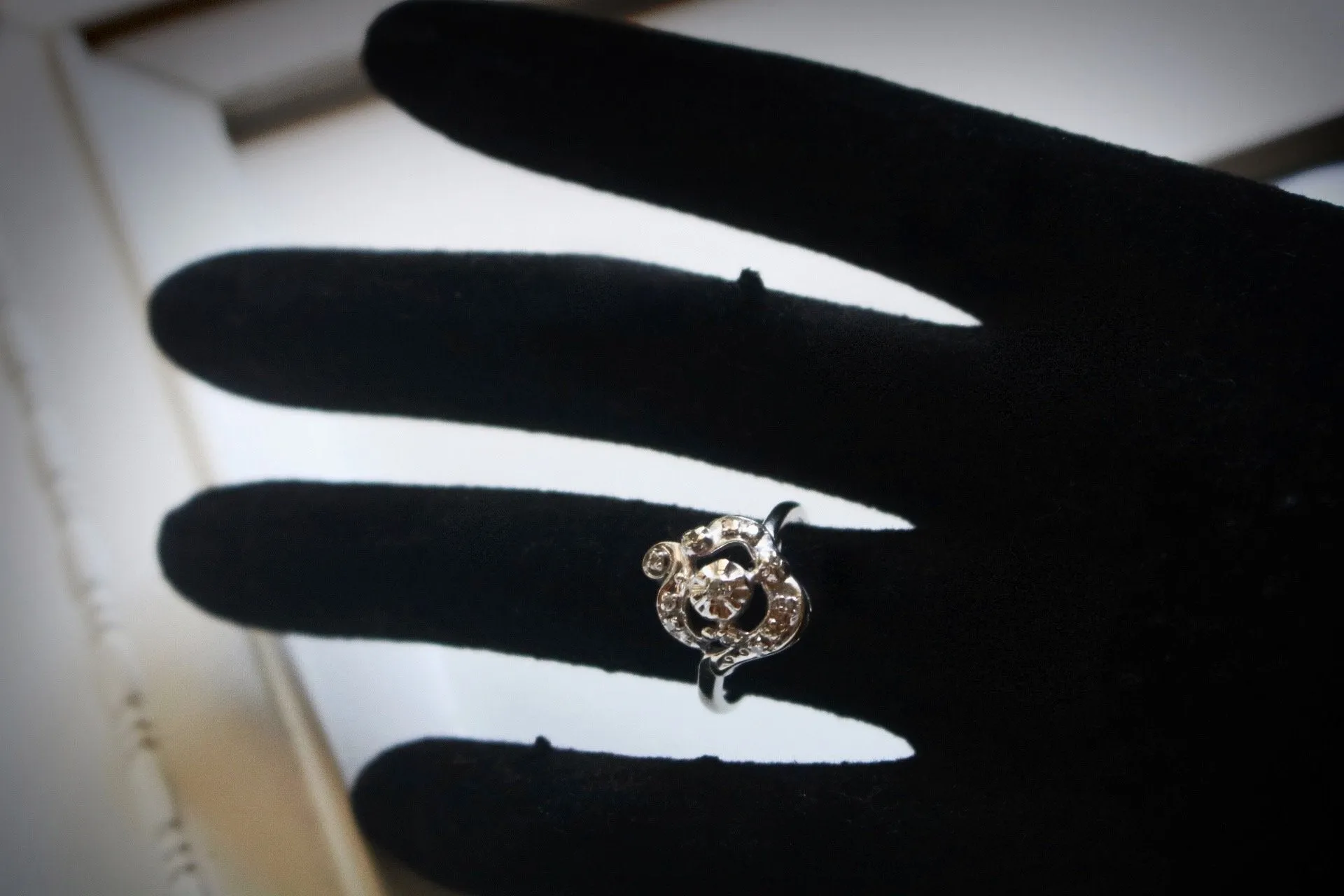 14kt Tourbillon White Gold and Diamond Vintage Ring