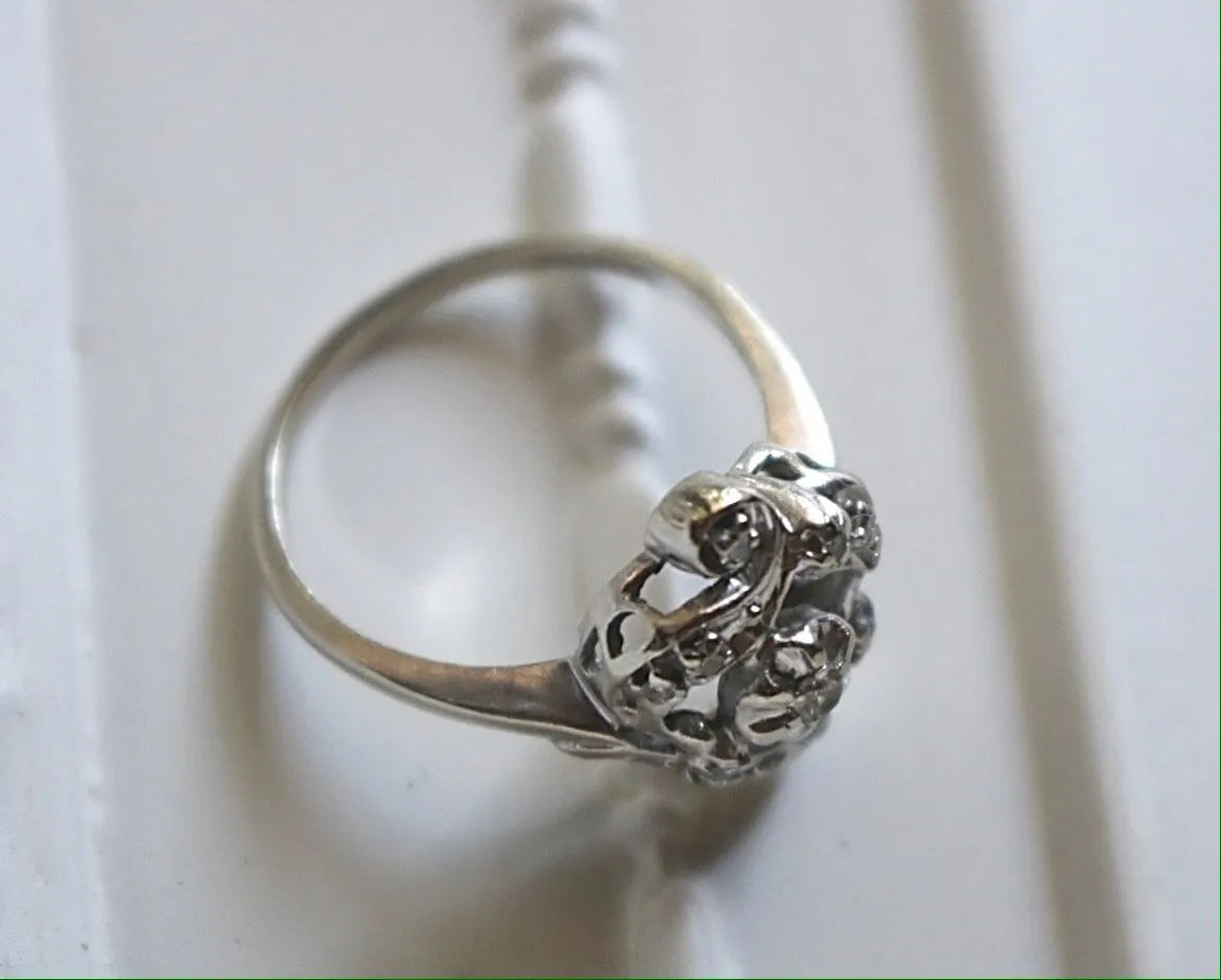 14kt Tourbillon White Gold and Diamond Vintage Ring