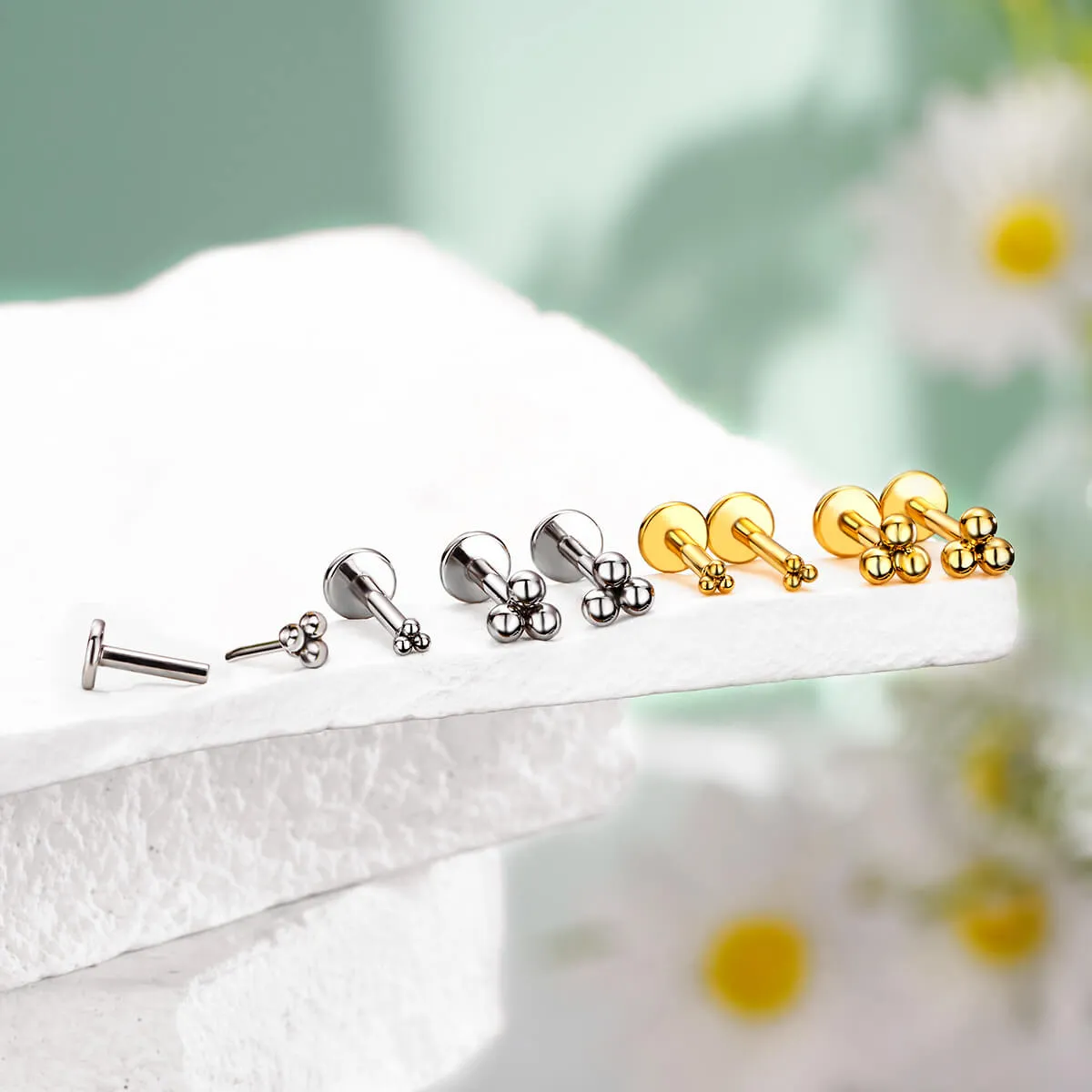 16G Three Balls Top Threadless/Push Pin Flat Back Labret Mantis Piercing Stud