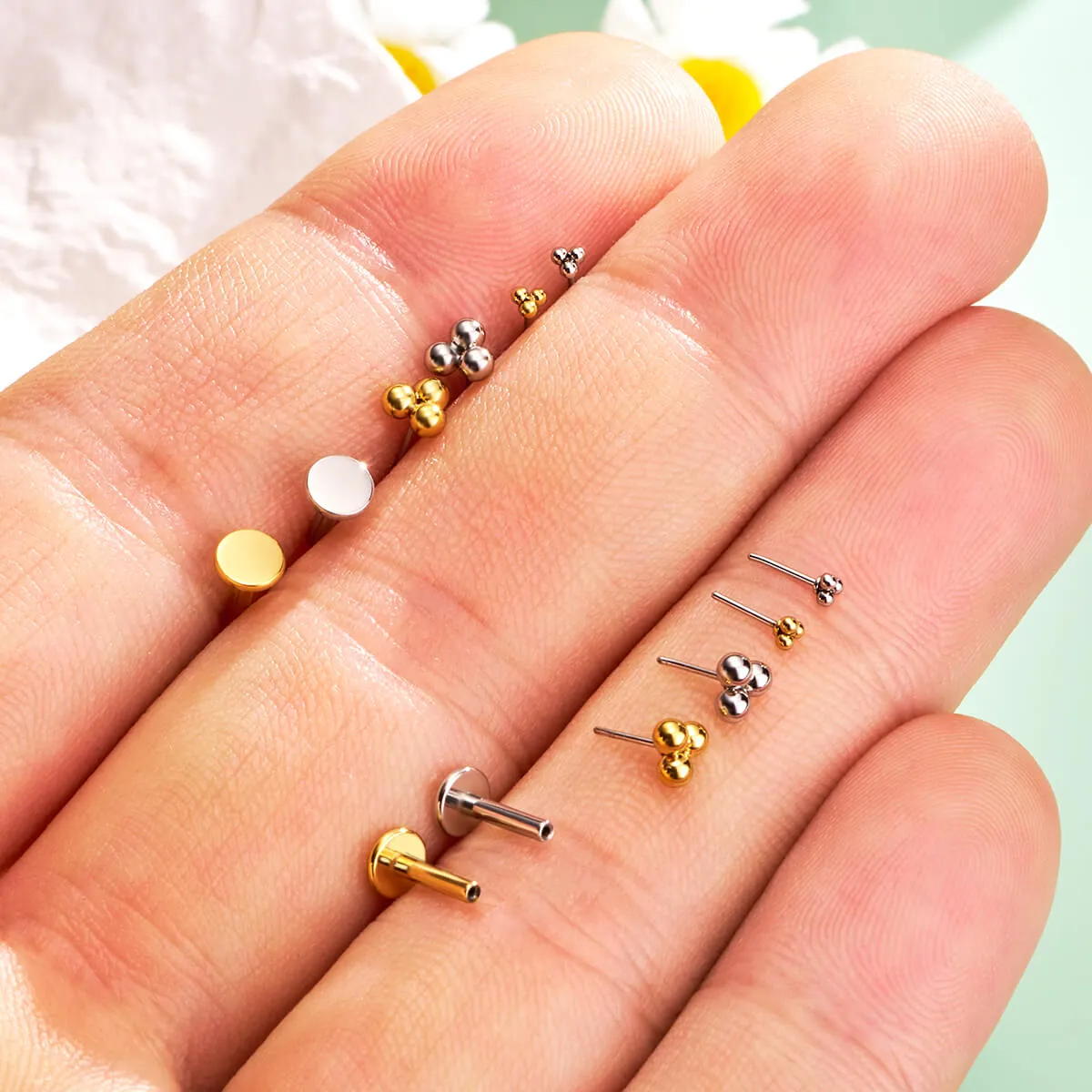 16G Three Balls Top Threadless/Push Pin Flat Back Labret Mantis Piercing Stud