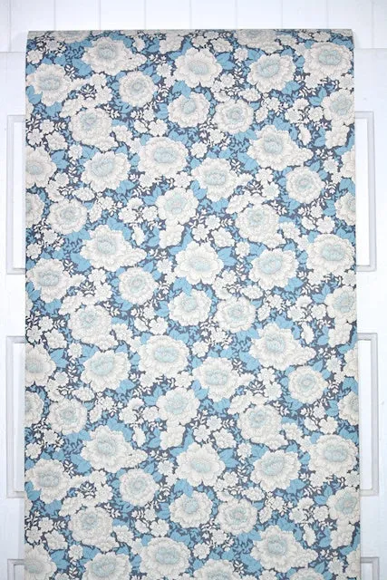 1970s Floral Vintage Wallpaper