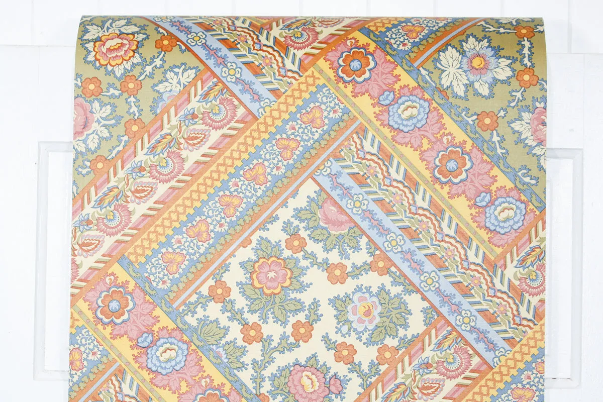 1970s Floral Vintage Wallpaper