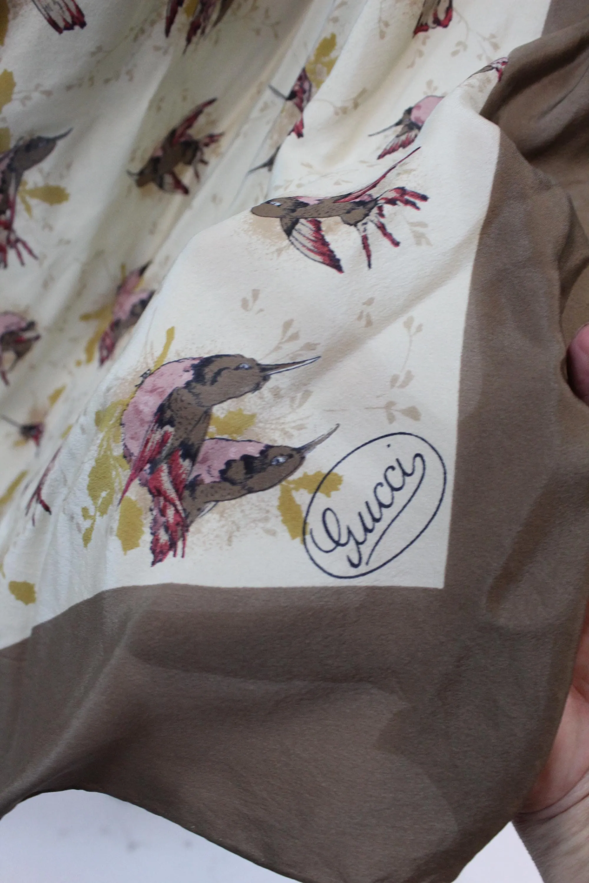 1970s GUCCI bird print SILK scarf | new fall winter