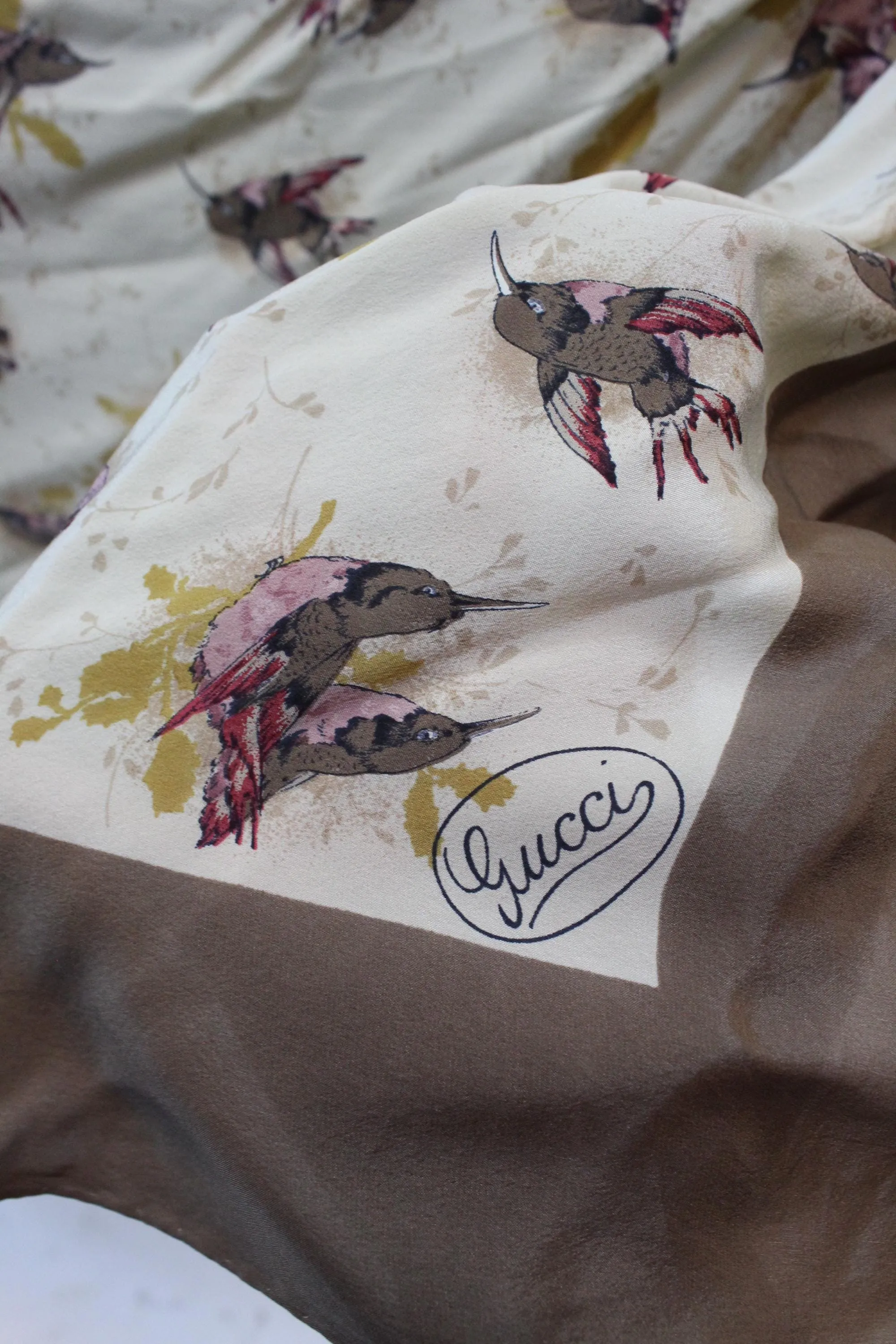 1970s GUCCI bird print SILK scarf | new fall winter