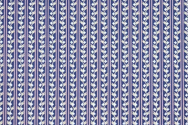 1980s Floral Vintage Wallpaper