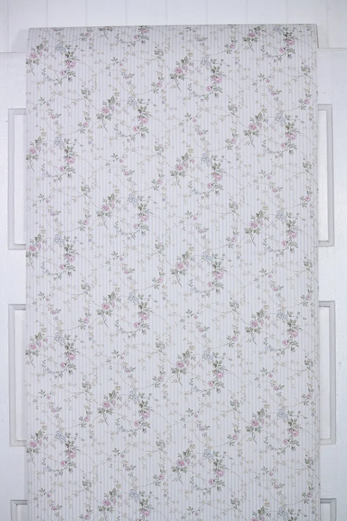 1980s Floral Vintage Wallpaper