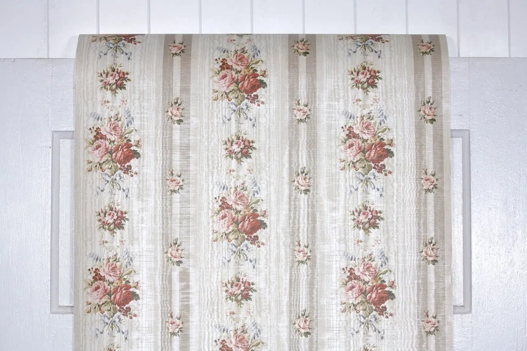 1980s Floral Vintage Wallpaper