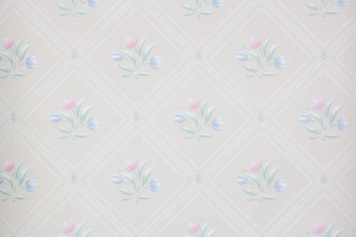1980s Floral Vintage Wallpaper