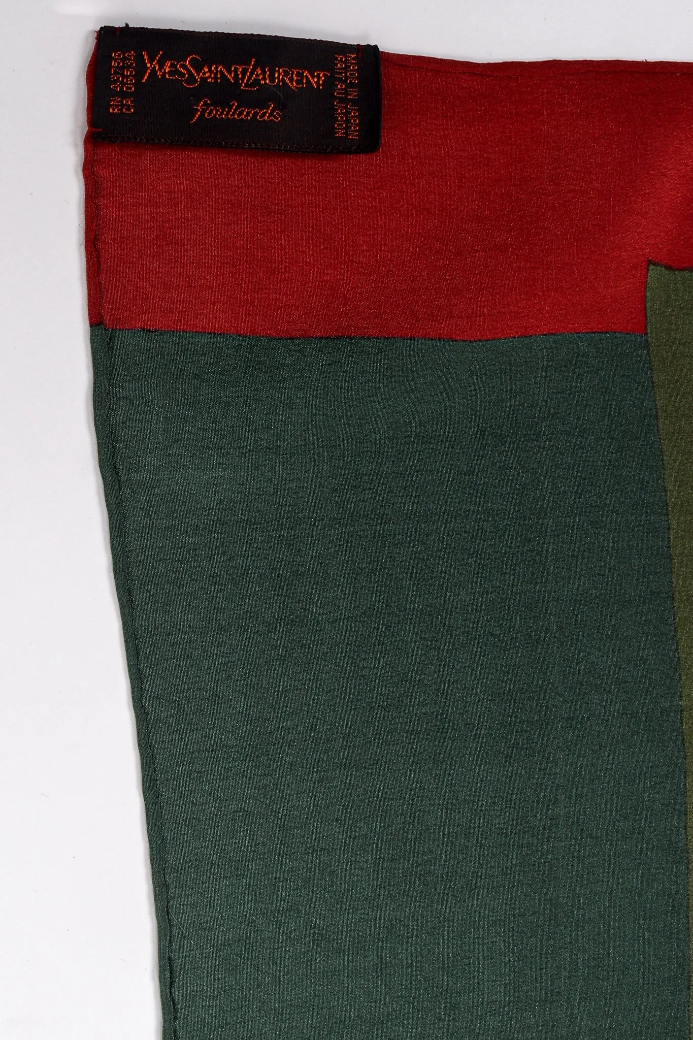 1982 Les Quatre Saisons 4 Scarf Set