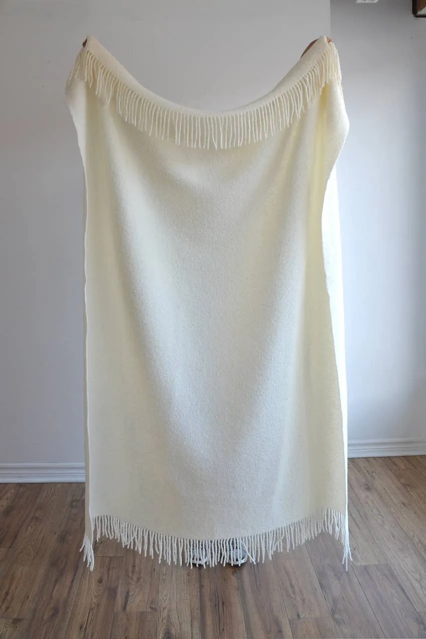 Baldwin Wool Boucle Throw | Ivory Melange