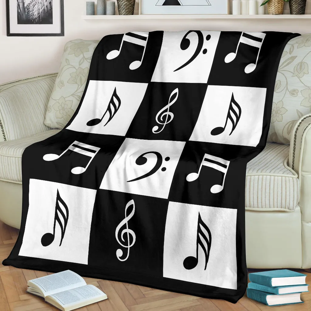 Black and White Large Checkered Music Notes Pattern Fleece Throw Blanket
