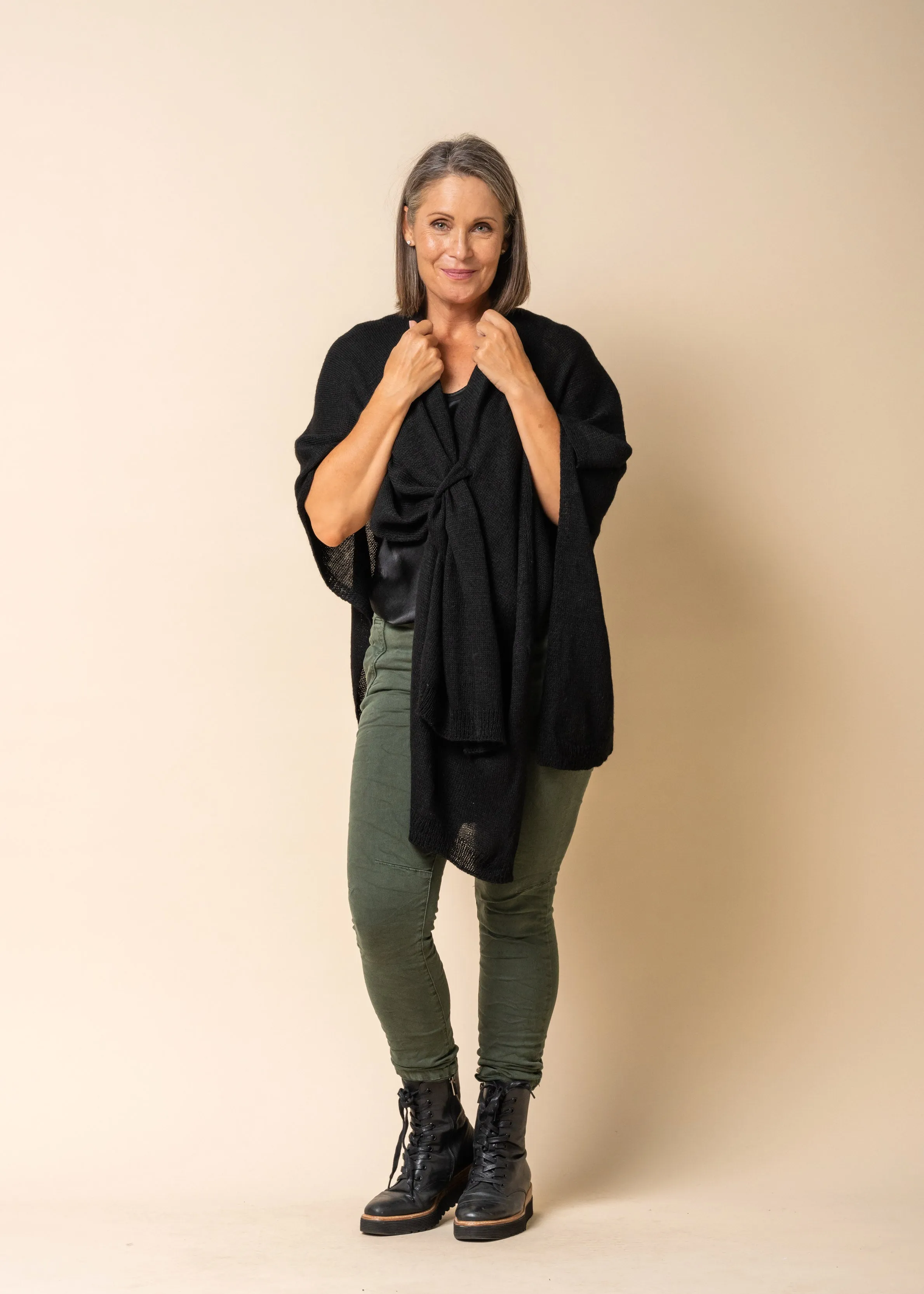 Casilda Shawl in Onyx