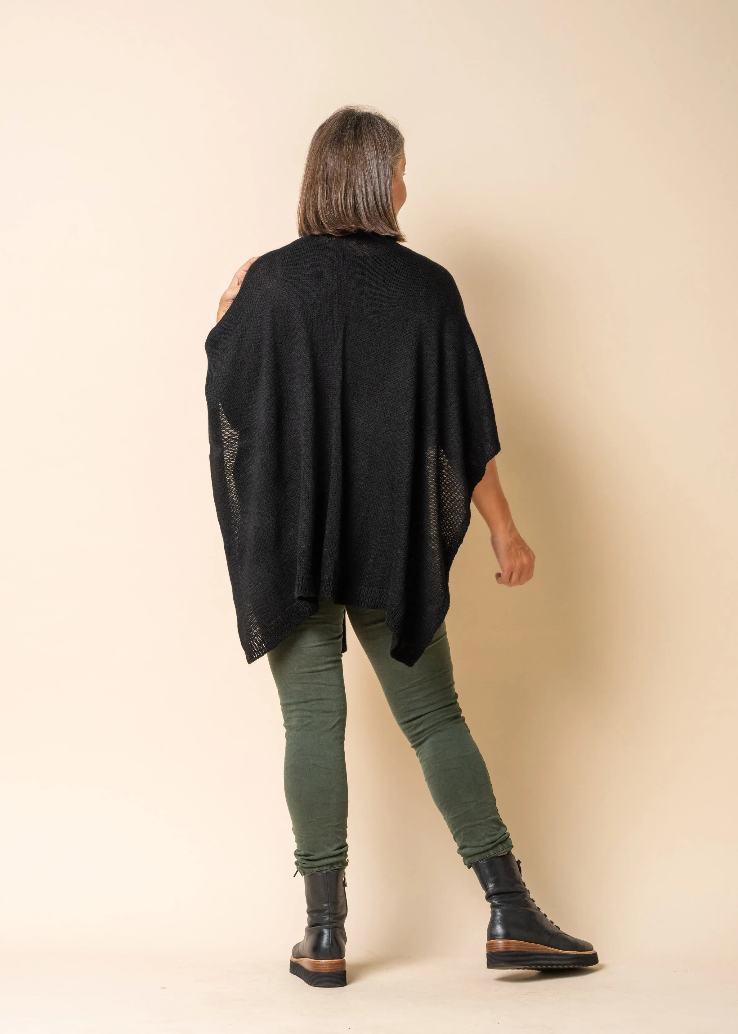 Casilda Shawl in Onyx