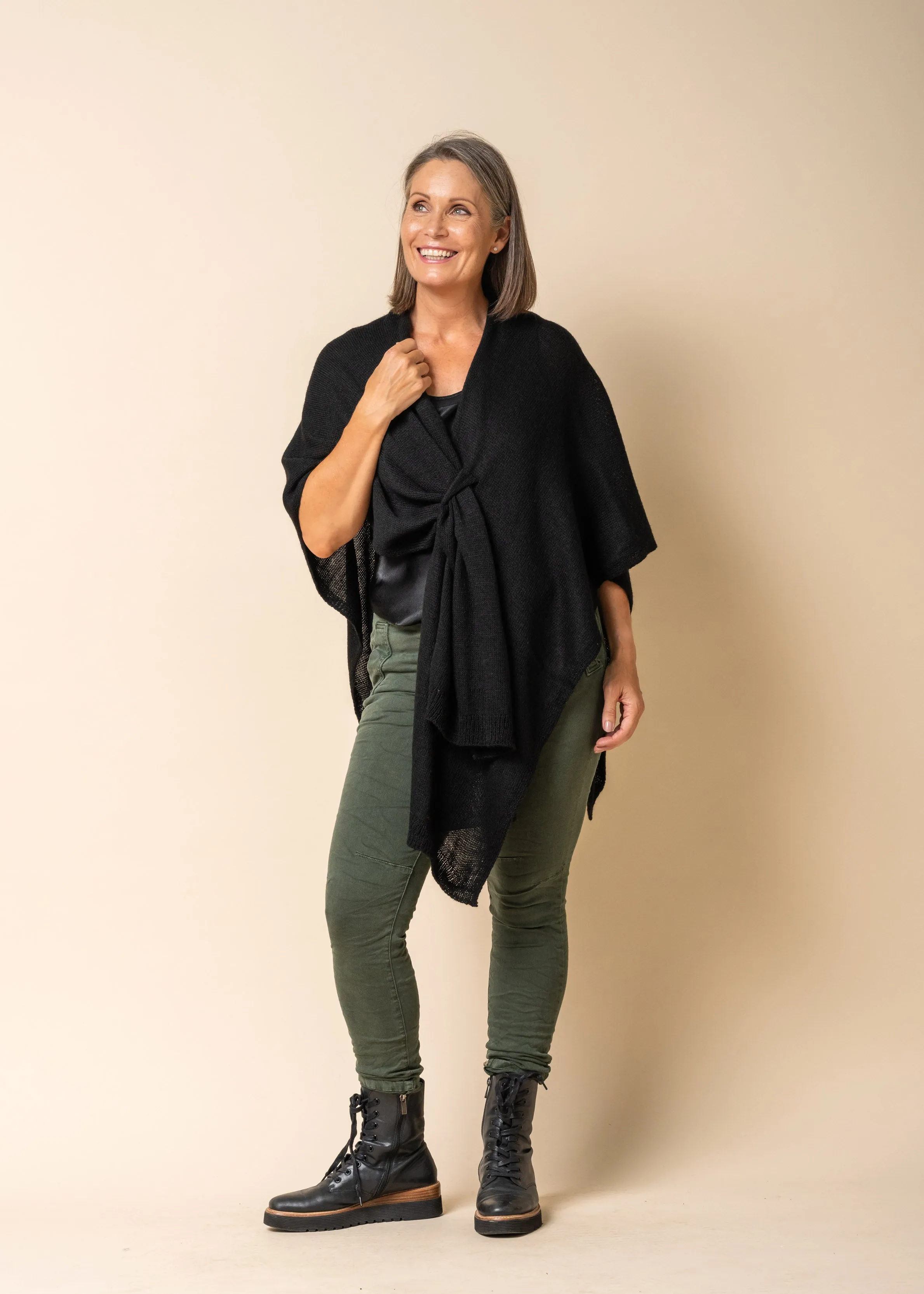 Casilda Shawl in Onyx