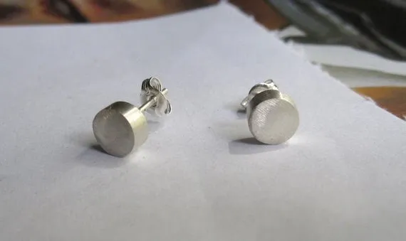 Classic Elegance With These Hand-Made Simple, Round Solid Sterling Silver Stud Earrings - 0048