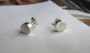 Classic Elegance With These Hand-Made Simple, Round Solid Sterling Silver Stud Earrings - 0048