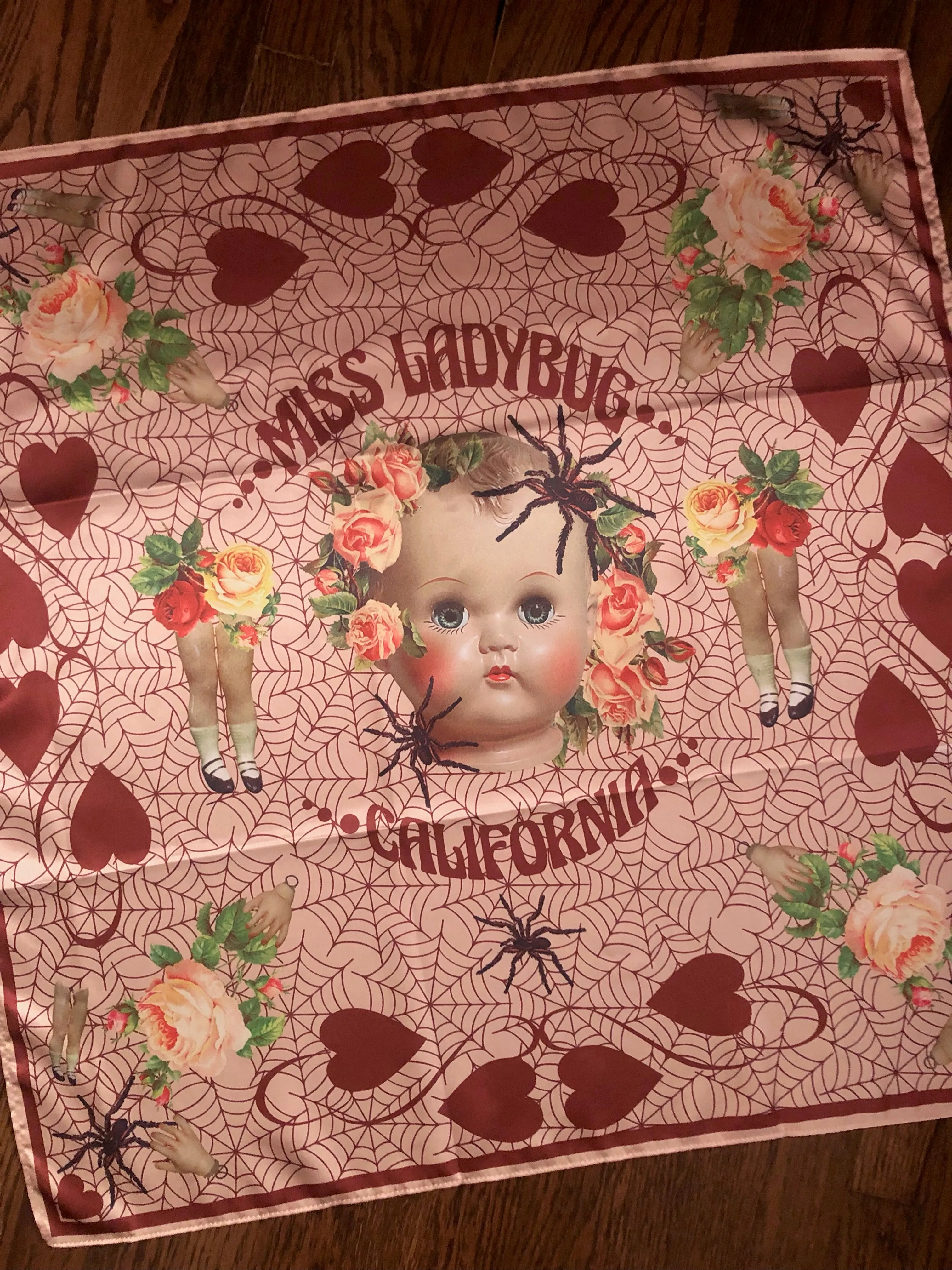DOLL LOVER SCARF *PEACH