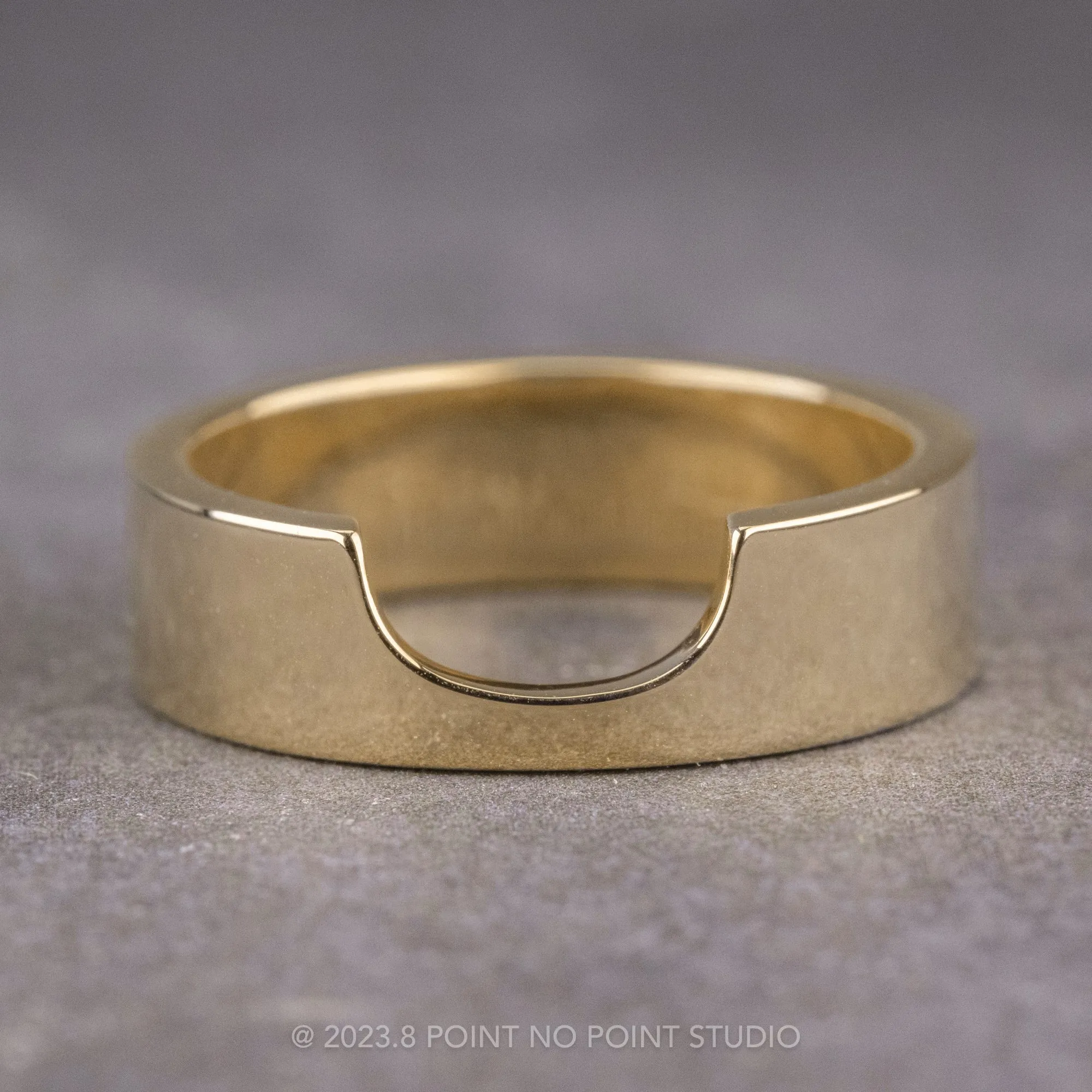 Ellipse Setting, 6mm 14k Yellow Gold Wedding Band, Polished Finish