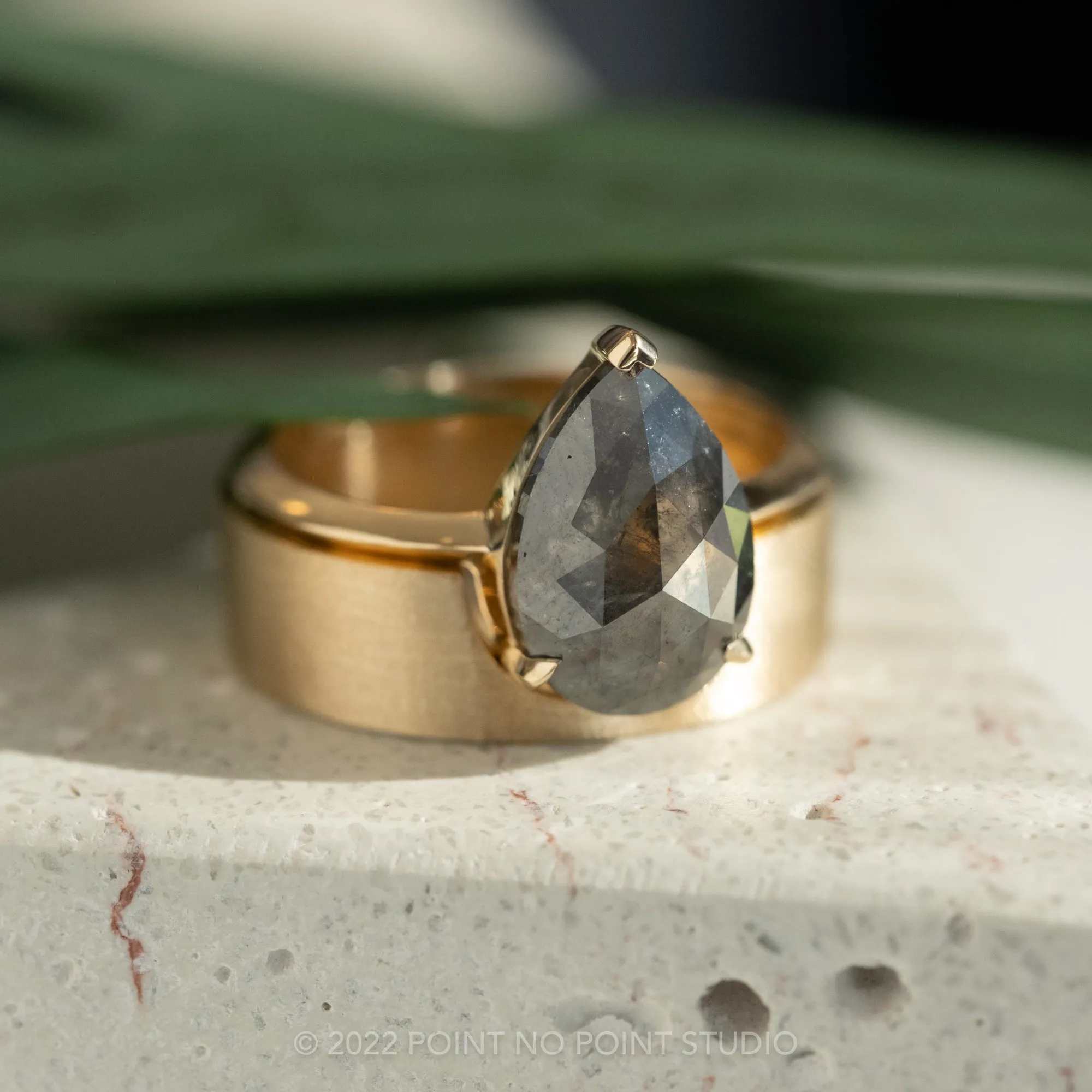 Ellipse Setting, 6mm Platinum Wedding Band, Matte Finish