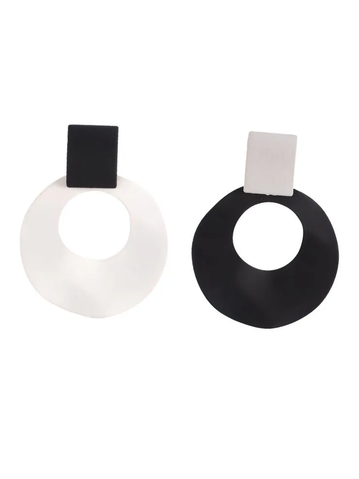 Fashion Creative Geometric Asymmetric Earrings Personality Exaggerated Disc Pendant Earrings