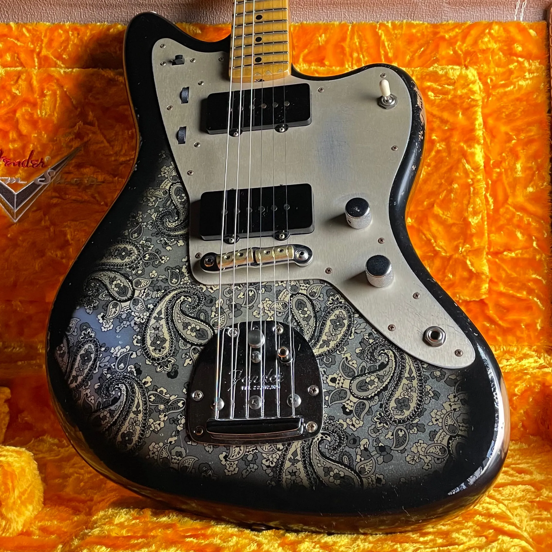 Fender Custom Shop LTD Custom Jazzmaster, Relic- Aged Black Paisley (8lbs 7oz)