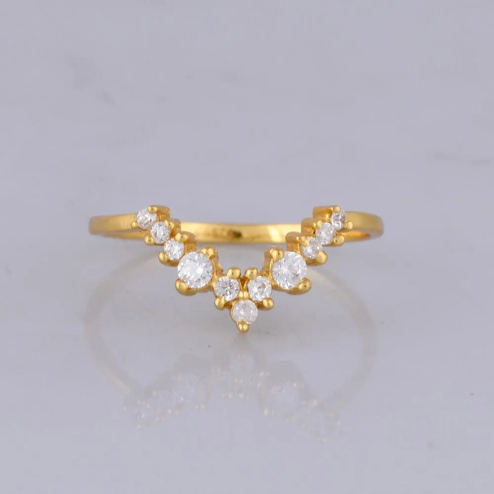 Goddess Ring Band in 18K