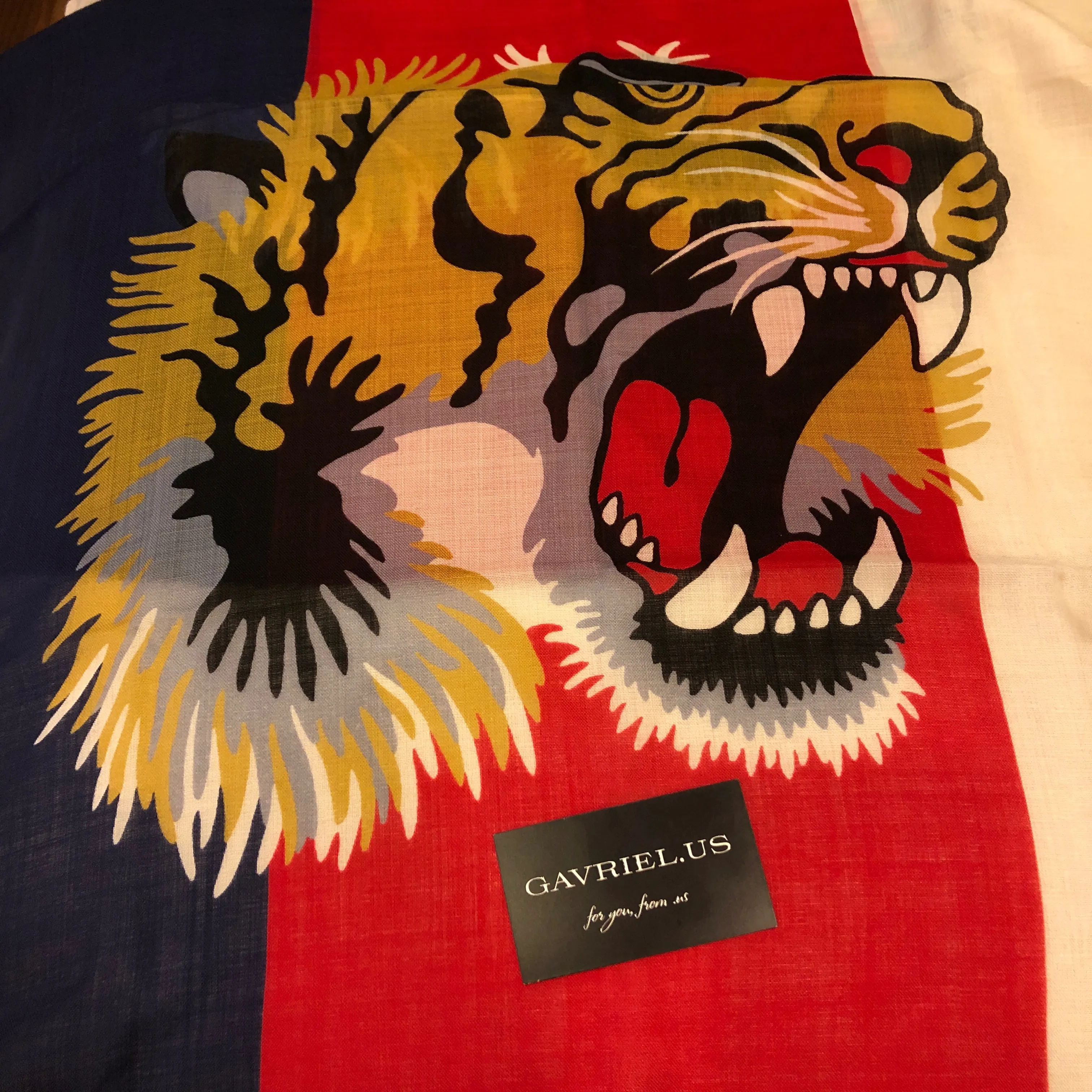 Gucci Wool Sylvie Tiger Scarf in Sapphire and Ivory