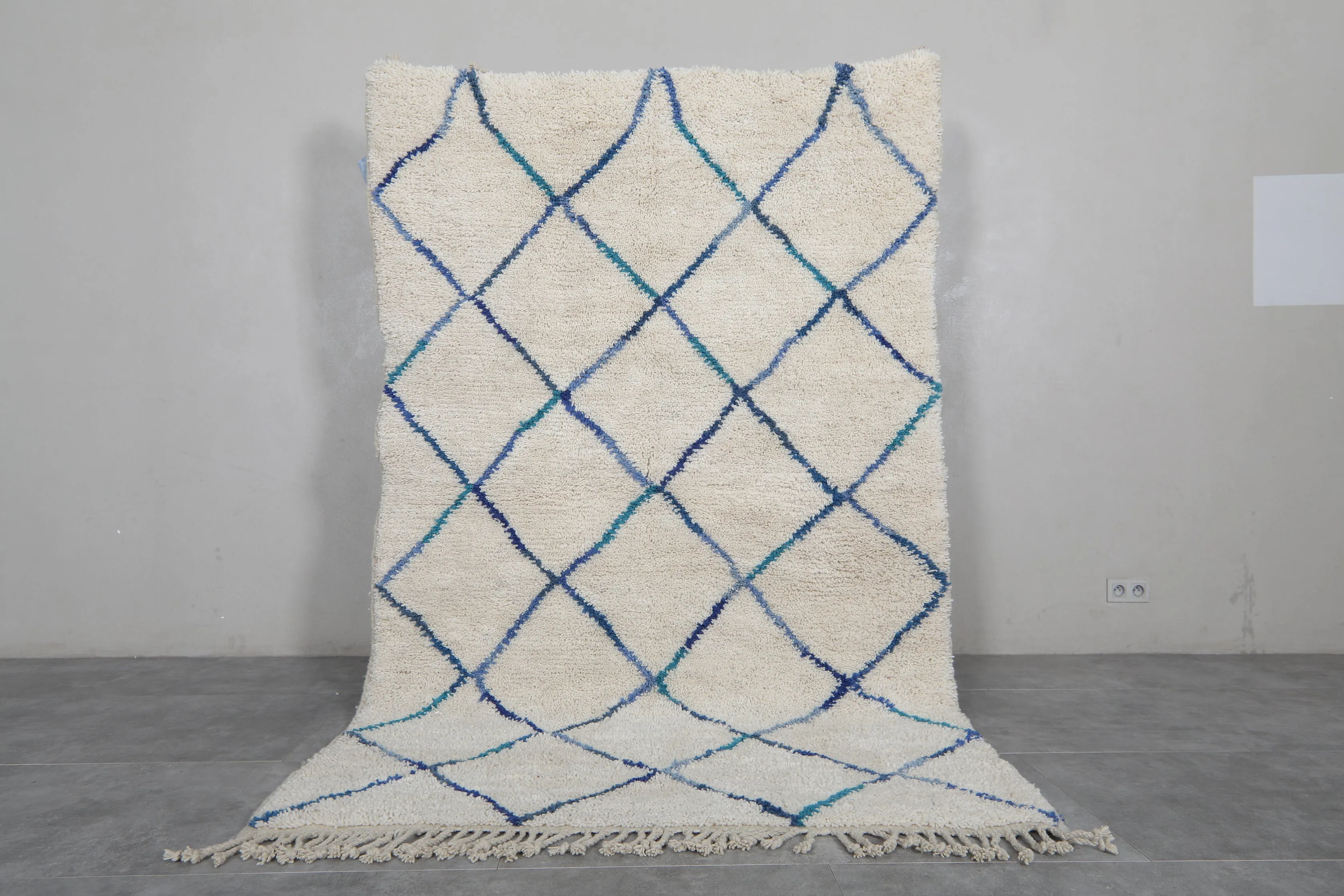 Handmade Beniourain rug - Custom Berber rug