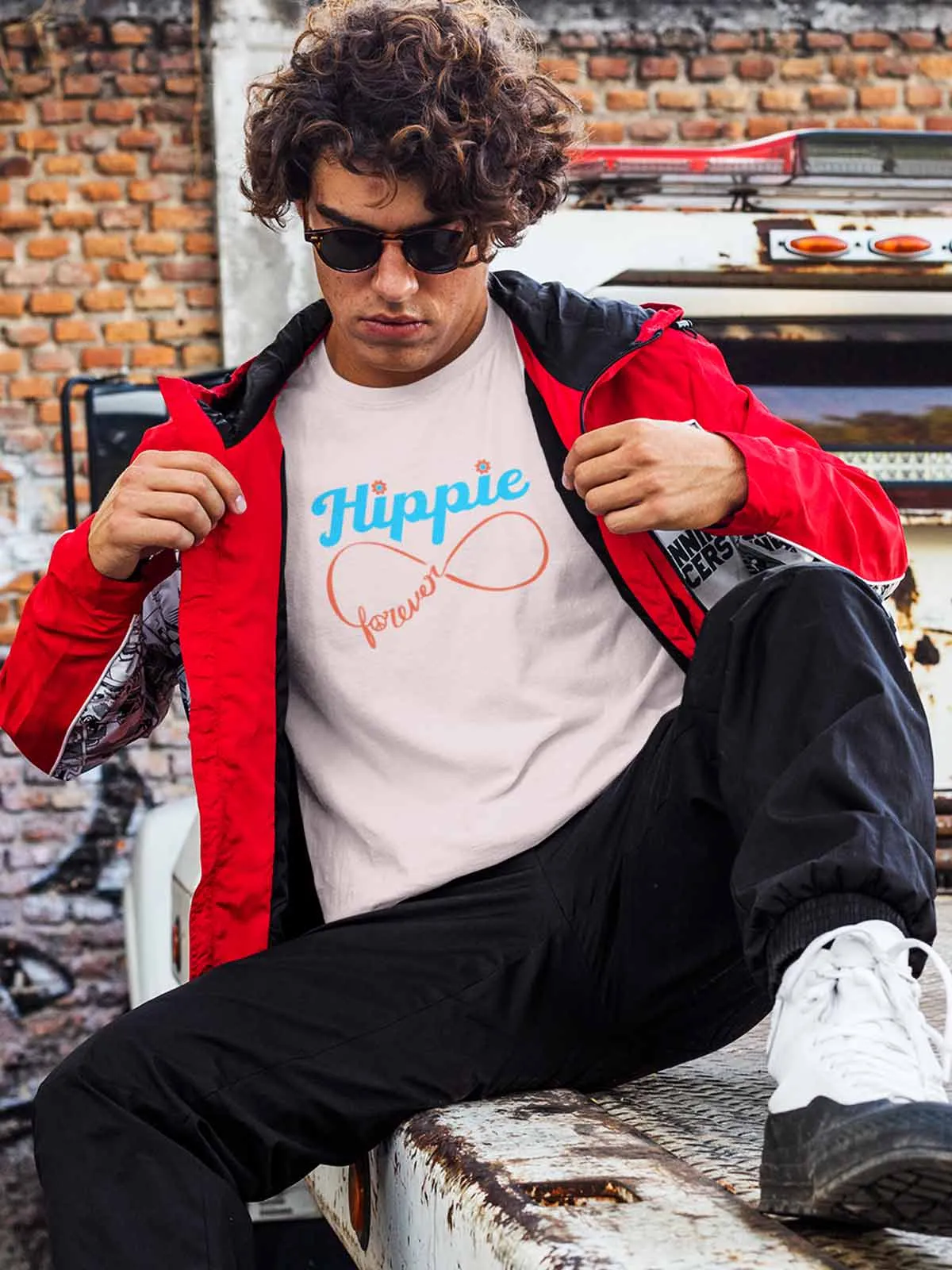 Hippie forever | Printed  T shirt