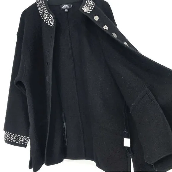 Icelandic Design Black White Nordic Design 100% Wool Sweater Coat
