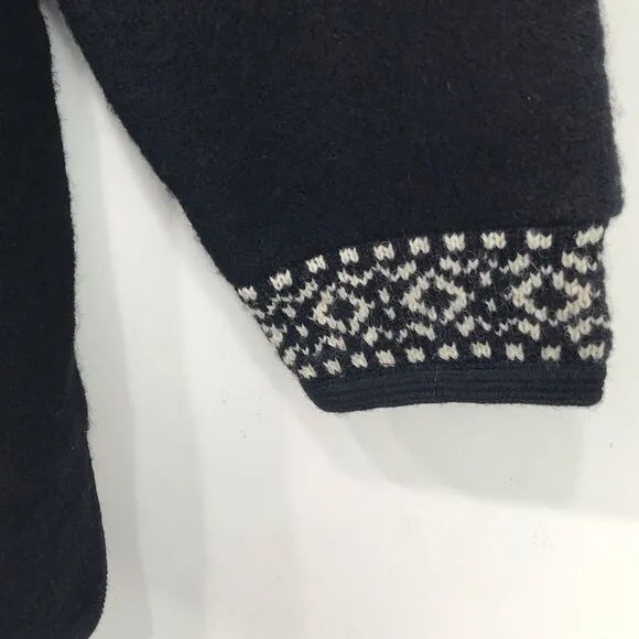 Icelandic Design Black White Nordic Design 100% Wool Sweater Coat