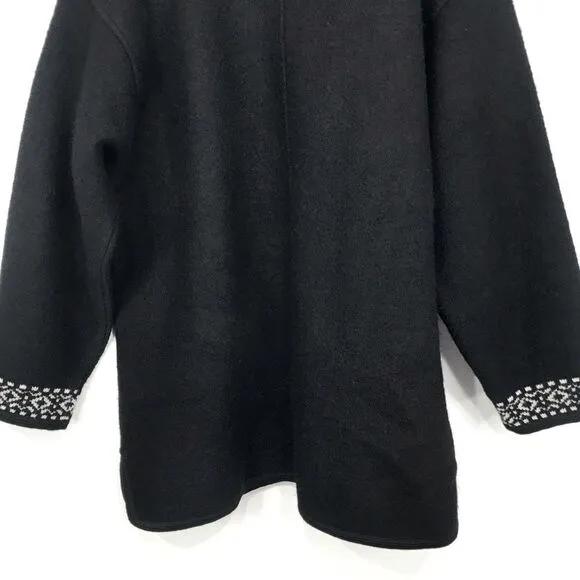 Icelandic Design Black White Nordic Design 100% Wool Sweater Coat