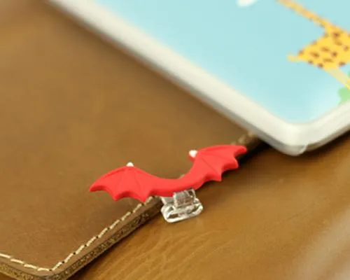 iPhone 5/iPhone 5S/iPhone 5C Dock Plug - Bat