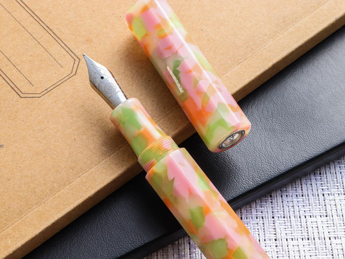 KALEIDO Fountain Pen - Pink (Wazakura) [AS IS Sale]