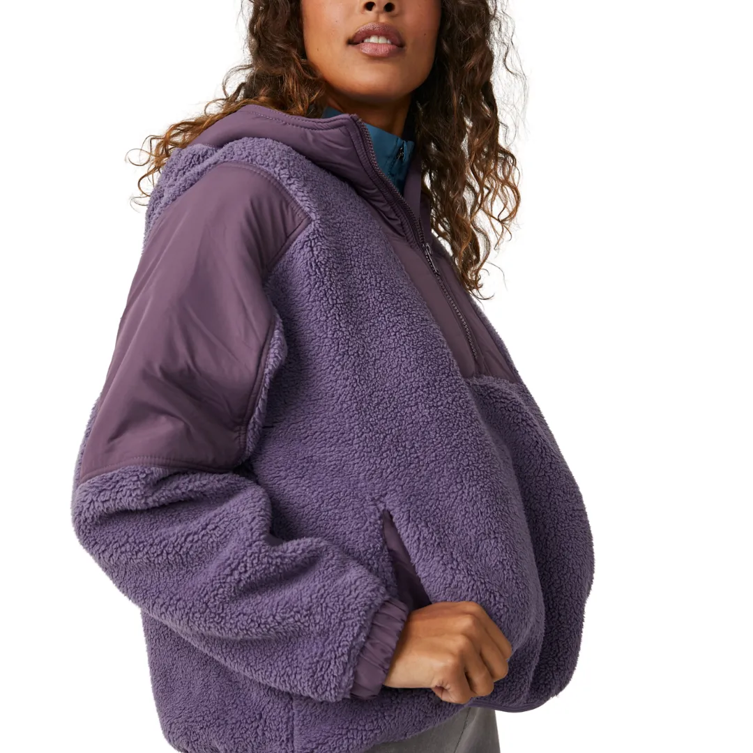 Lead the Pack Pullover Fleece