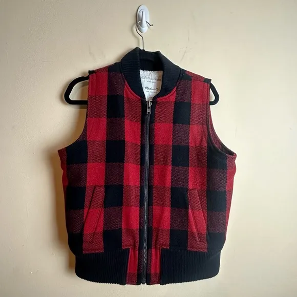 Madewell Buffalo Red and Black Plaid Wool Vest Women’s Size Medium