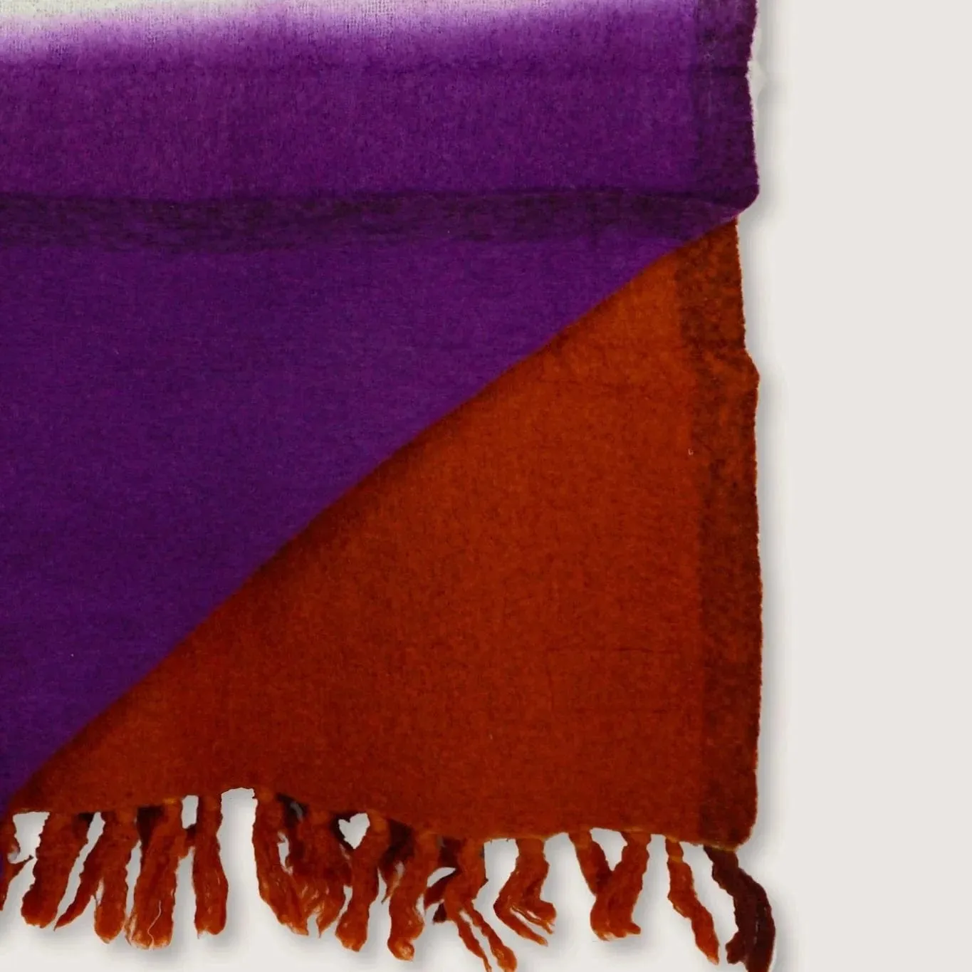 Moismont Plaid Lane N°83 Throw in Terracota/ Violette