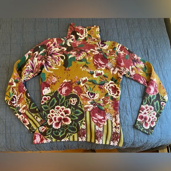 Neiman Marcus vintage cashmere turtleneck floral and paisley patterned sweater
