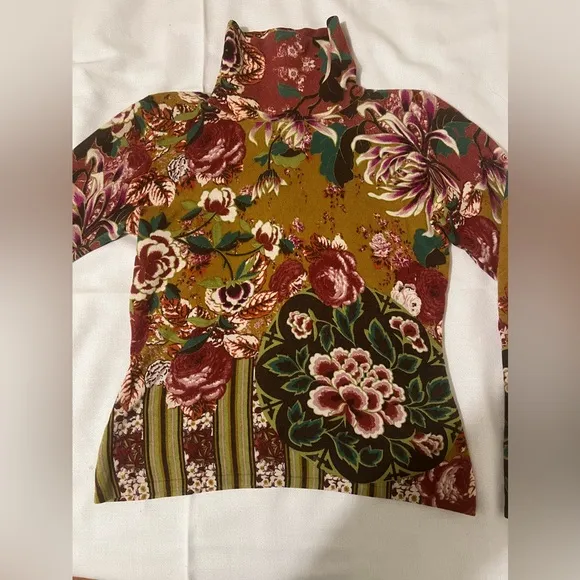 Neiman Marcus vintage cashmere turtleneck floral and paisley patterned sweater