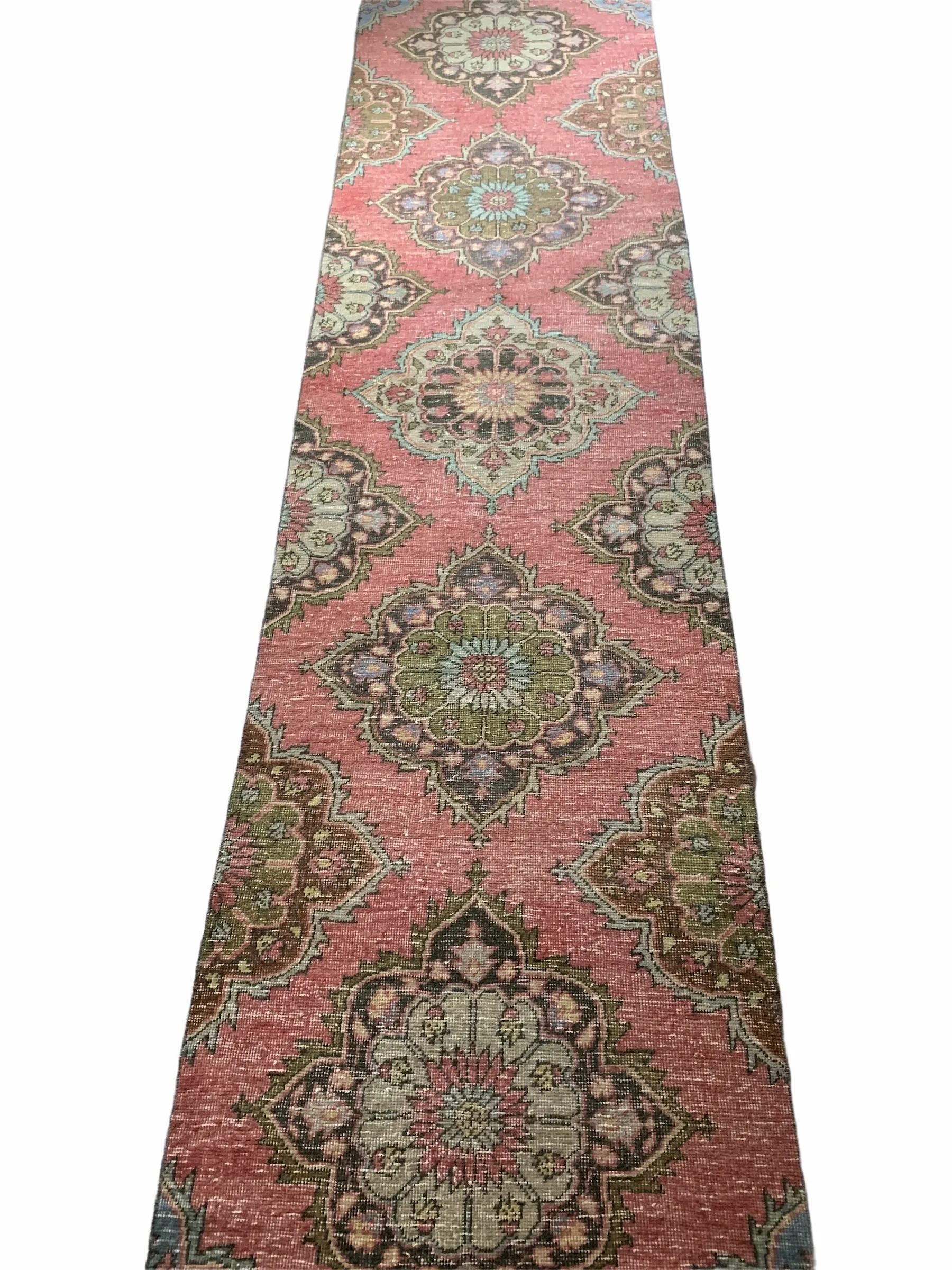 Paisley 2'10.5 x 13'8.5