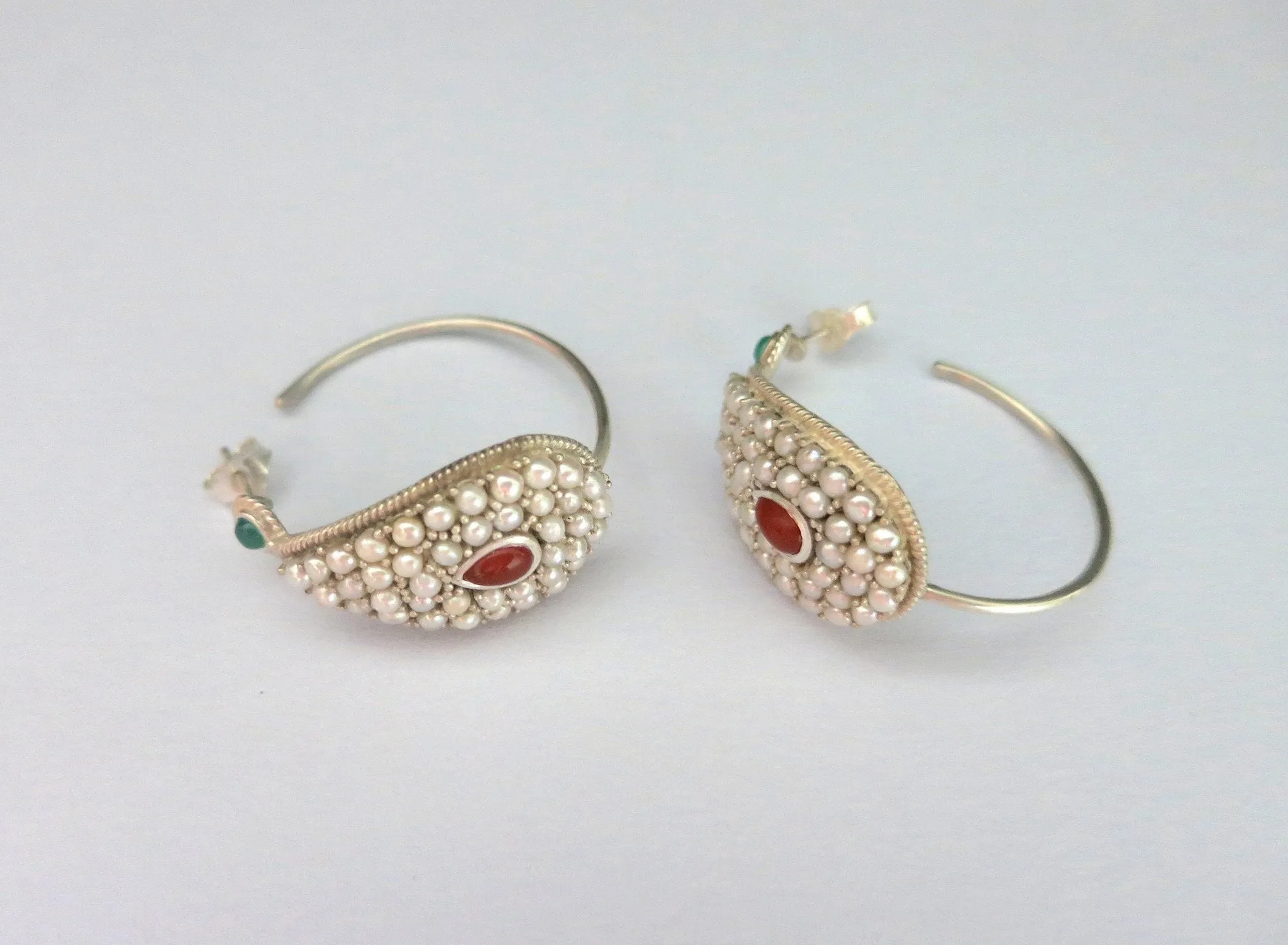 Pearl open-hoops with green and red semi-precious stone accents
