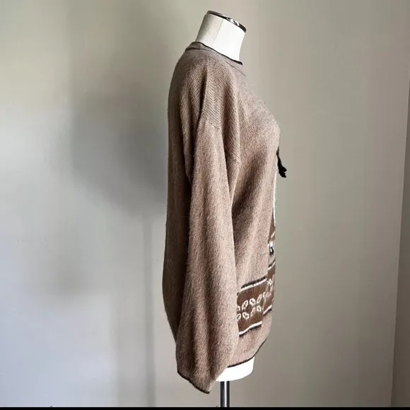 PERUVIAN 100% Alpaca Wool Handmade Crew Neck Knit Sweater Sz M Brown Tan Soft
