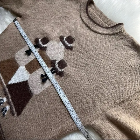 PERUVIAN 100% Alpaca Wool Handmade Crew Neck Knit Sweater Sz M Brown Tan Soft