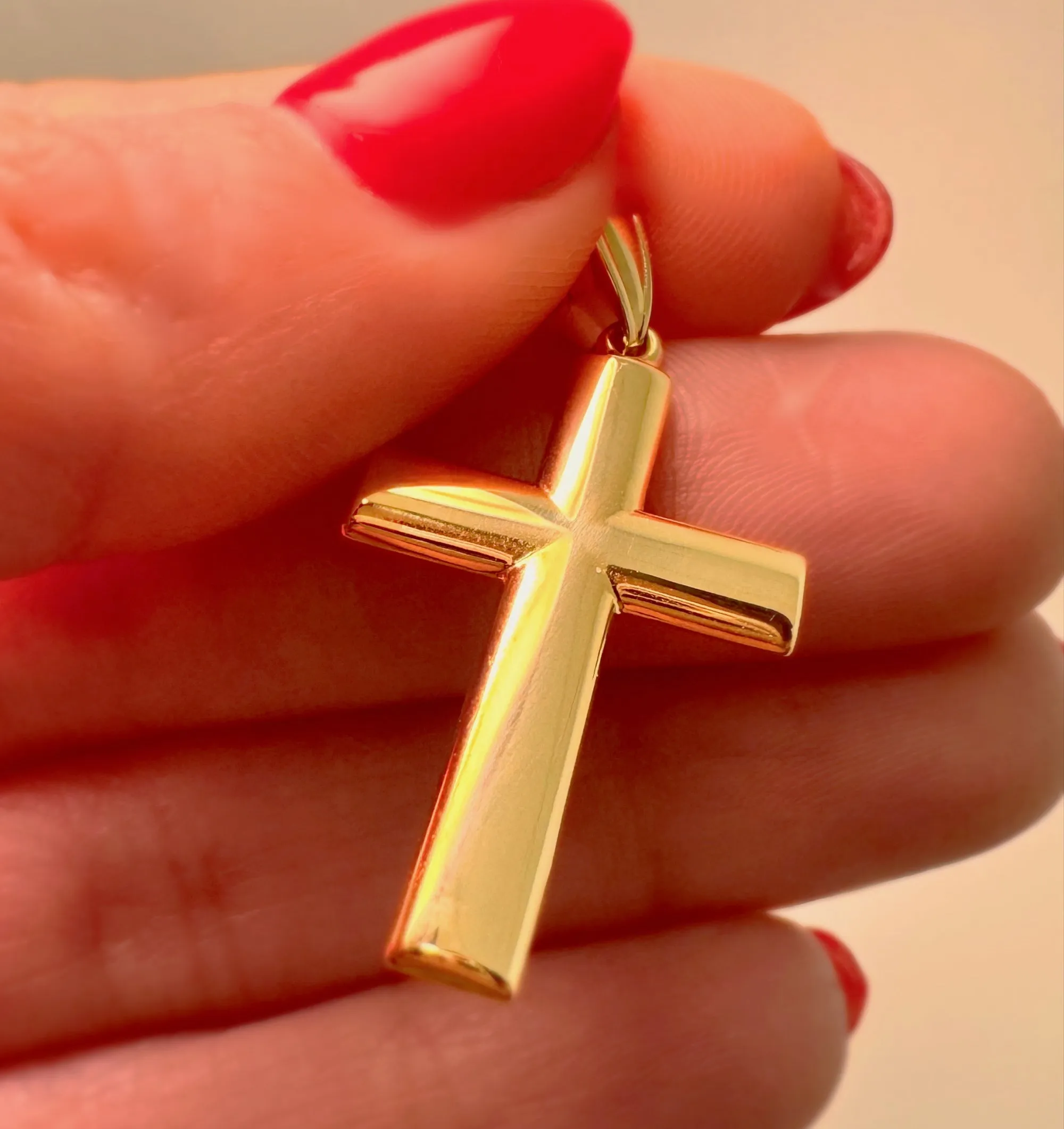 Plain Puffed Cross