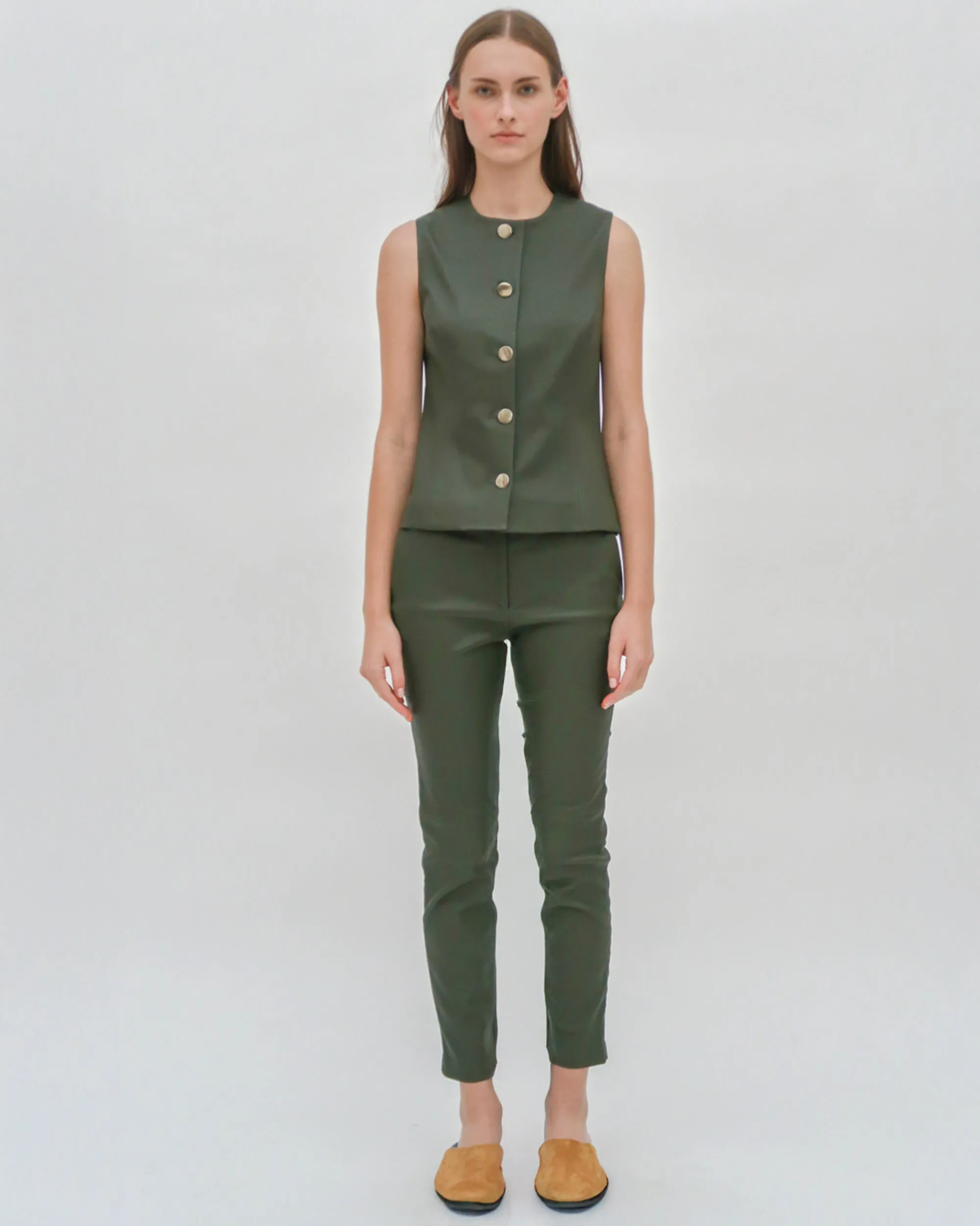 SLEEVELESS BUTTON FRONT TOP  - STRETCH PLONGE