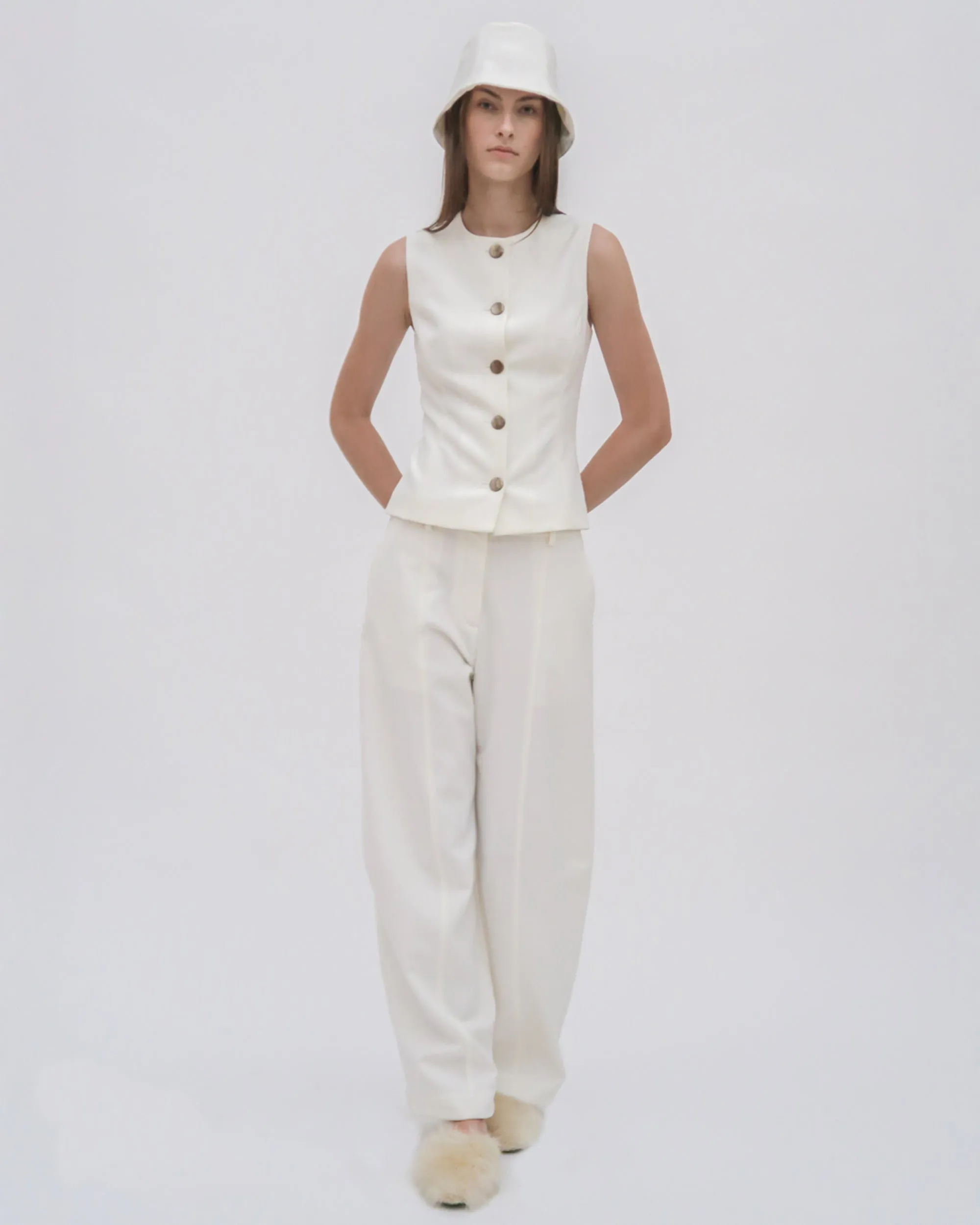 SLEEVELESS BUTTON FRONT TOP  - TECHNICAL CADY
