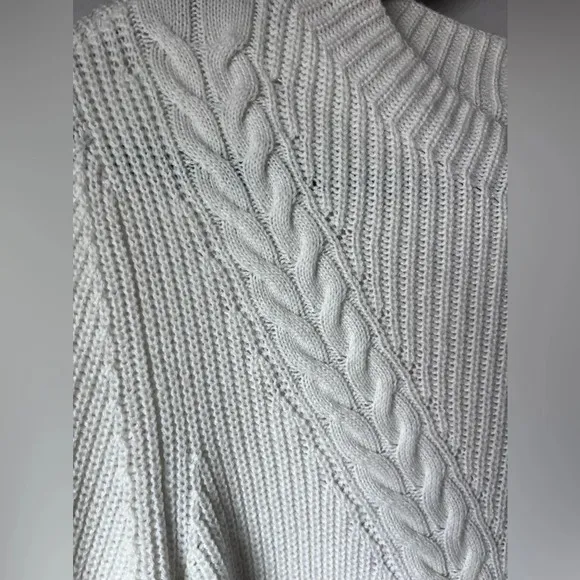 Talbots Sweater Women X Off White Cable Knit nylon Lambs Wool blend comfy cozy