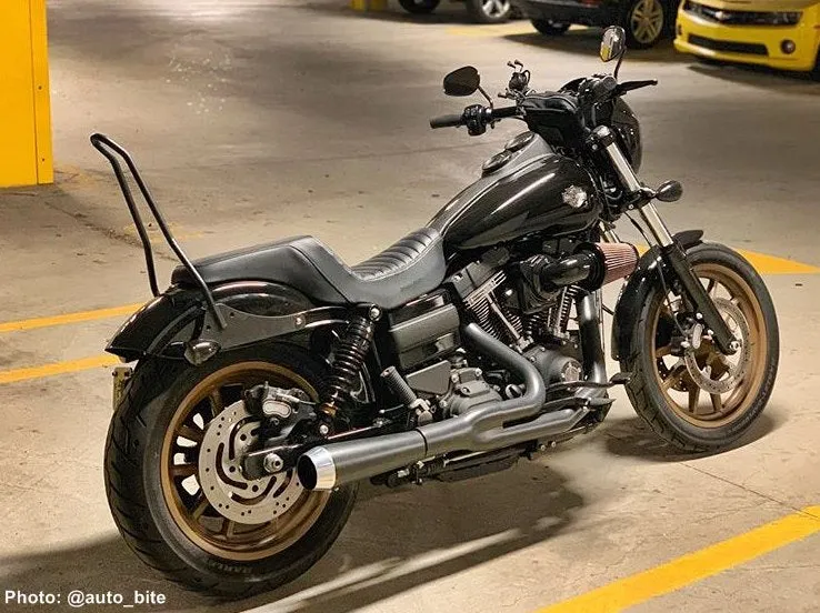 TC Bros. Dyna 06-17 Kickback Sissy Bar Chrome