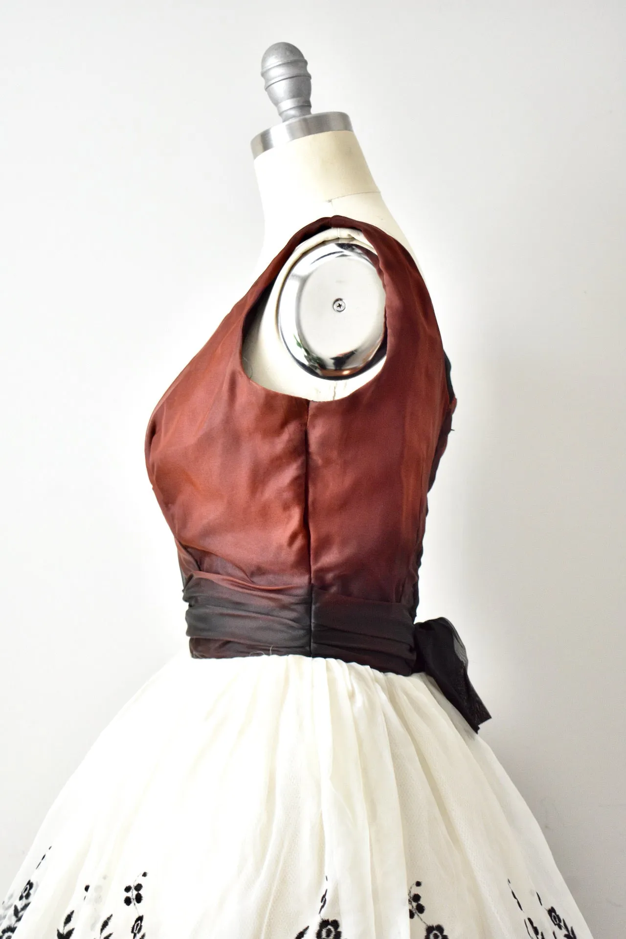 Vintage 1960s Brown Ombre Floral Dress